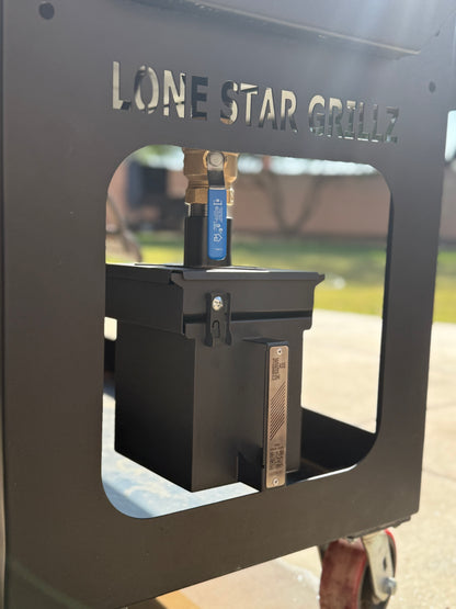 + THREAD ADAPTER -L (Compatible with select Lone Star Grillz & Pitts & Spitts; GX-U & Ball Valve Sold Separately)