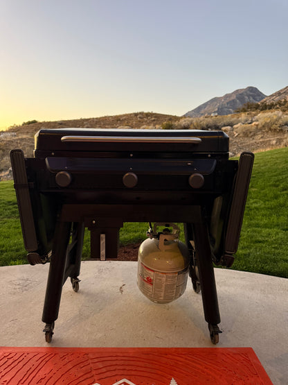 THE GREASE BOX GX-T: KEG replacement for Traeger WOODRIDGE & FLATROCK + 1 Silicone Box Liner