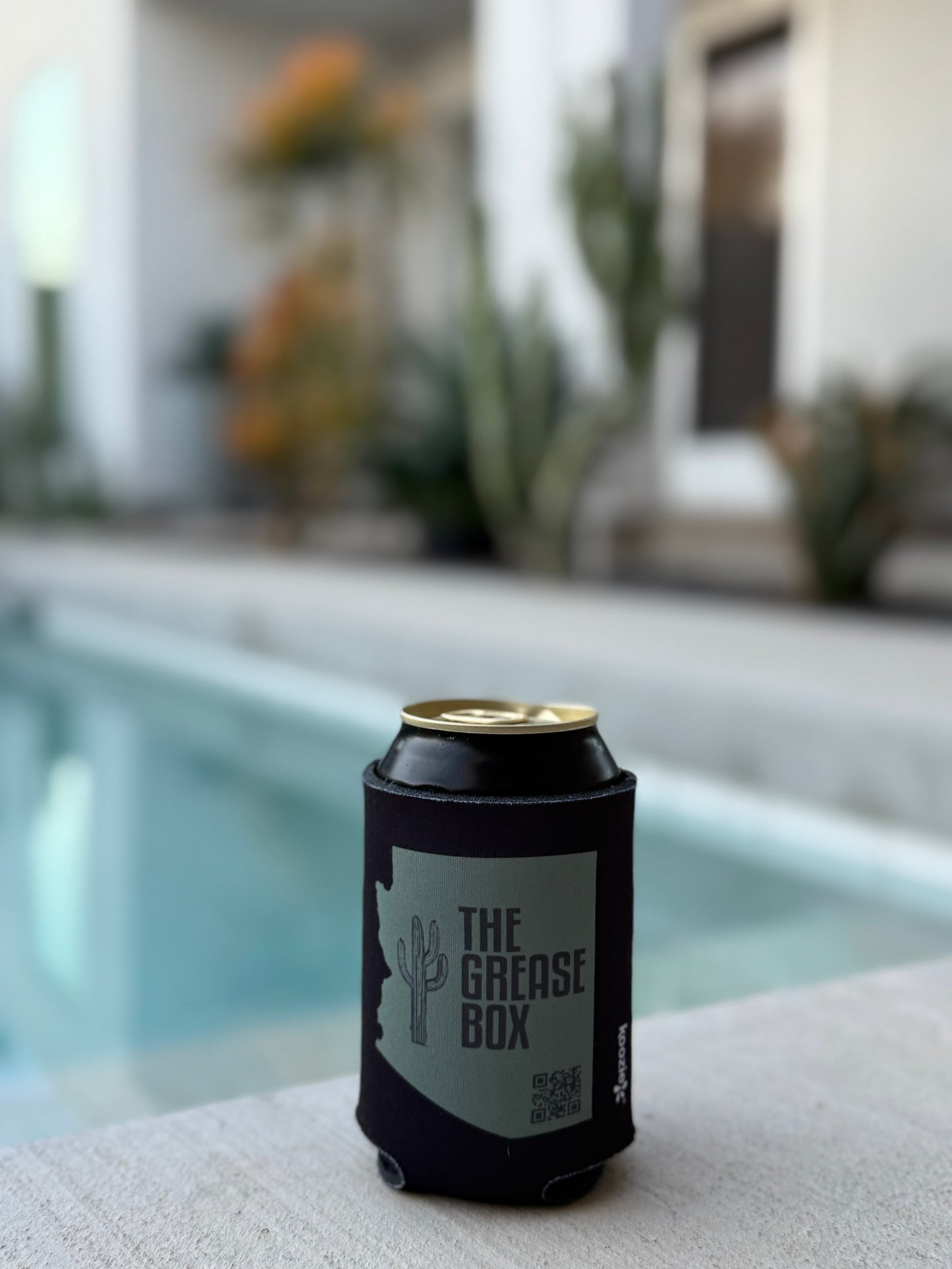 THE CAN HUGGER- THE GREASE BOX